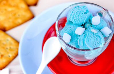 Blue Marshmallow Ice Cream Sundaes