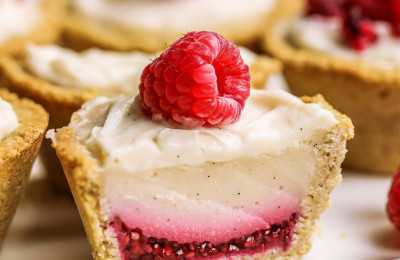No-Sugar Vegan Cheesecake Cups