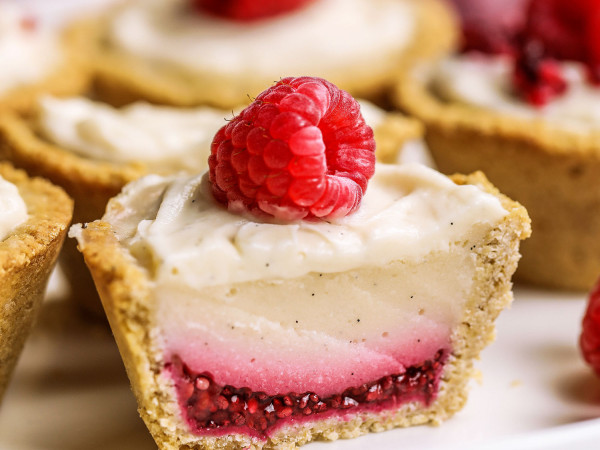 No-Sugar Vegan Cheesecake Cups