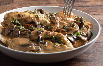 Quick and Simple Chicken Marsala in the Instant Pot®