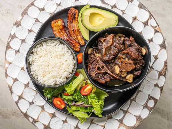 Bayy's Unique Jamaican Oxtail Recipe