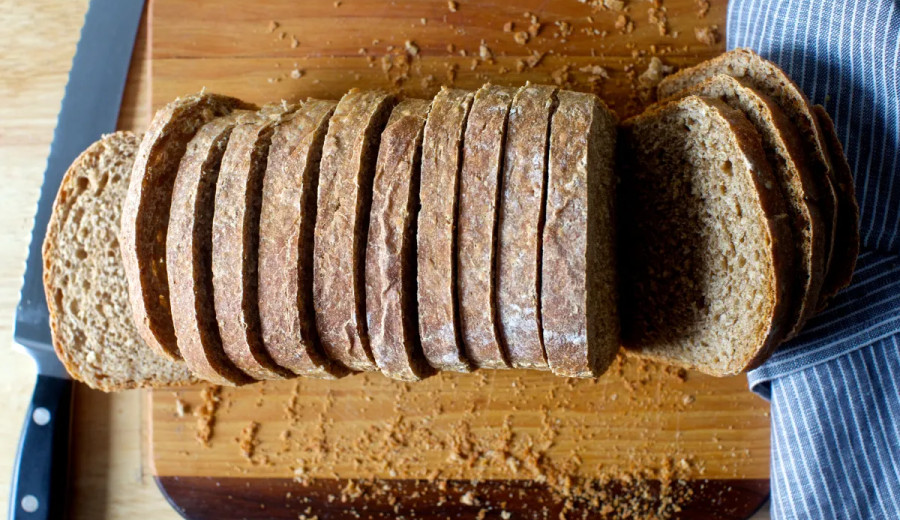 Whole Wheat and Steel-Cut Oats Bread with Long Fermentation