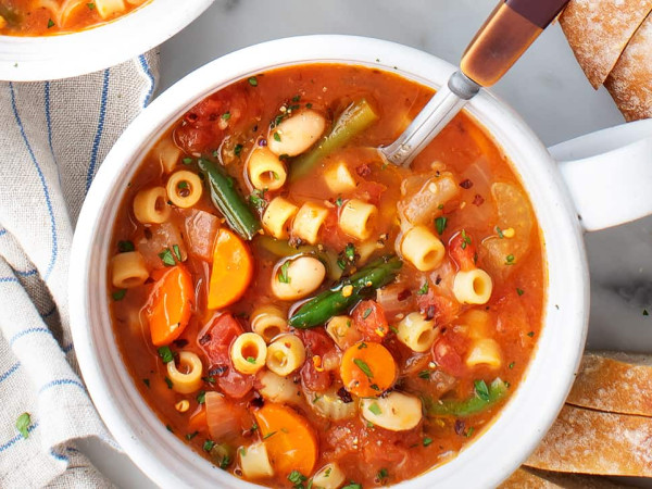 Nutritious Vegetable Minestrone Soup