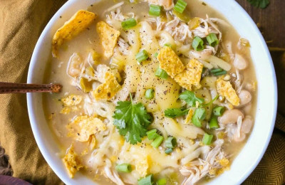 Easy One-Pot White Chicken Chili