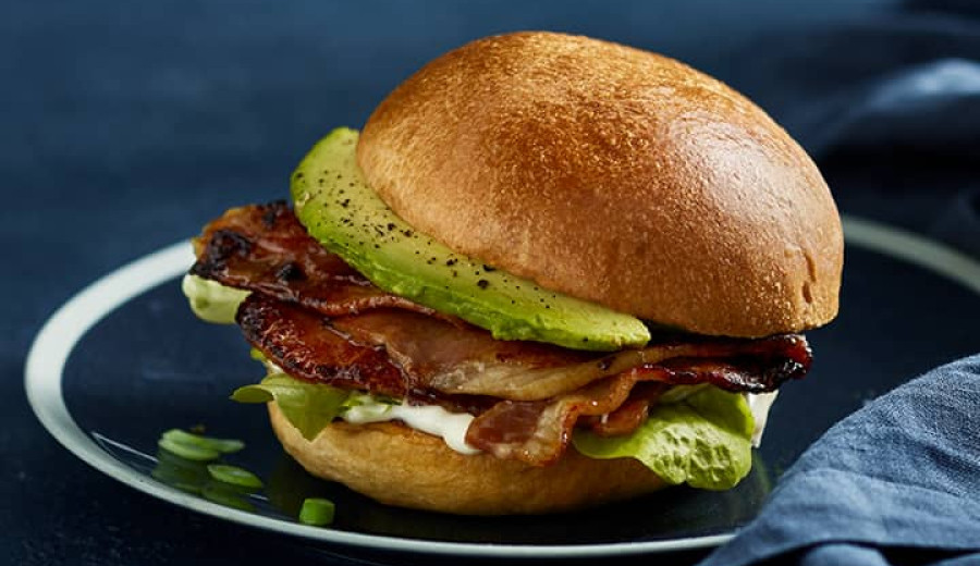 Bacon and Egg Burger Delight