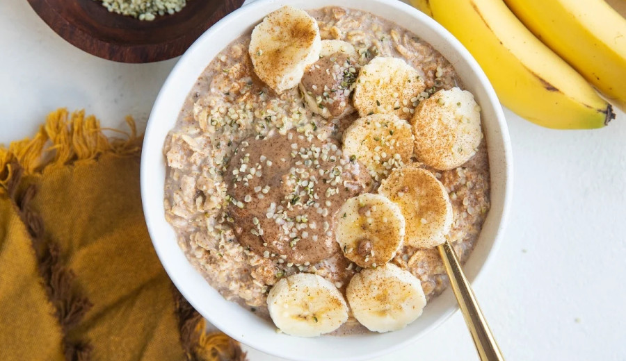 Sunflower Seed and Banana Oatmeal