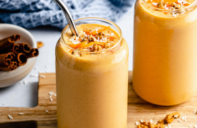 Creamy Pineapple and Carrot Smoothie