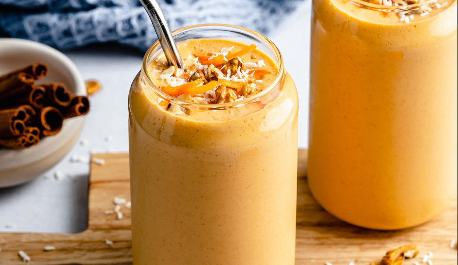Creamy Pineapple and Carrot Smoothie