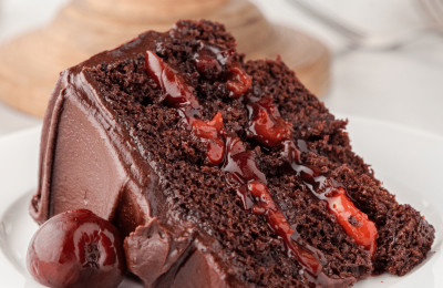 Slow Cooker Chocolate Cherry Cake