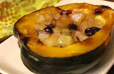 Oven-Roasted Acorn Squash Filled with Apple Stuffing