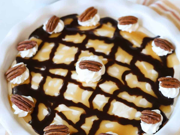 Mom's Turtles® Pie
