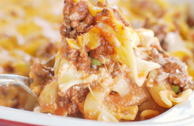 Noodle Bake with Creamy Sour Cream and Cheese
