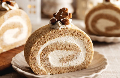 Grandma's Flavorful Gingerbread Roll