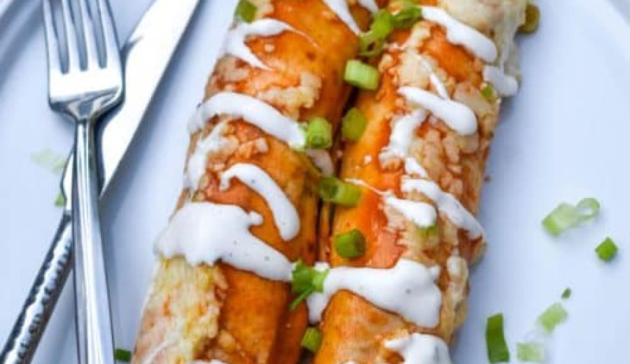Enchiladas with Buffalo Chicken in the Colors of Mexico