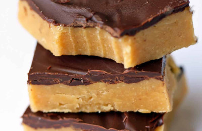 Keto-Friendly Peanut Butter Bars
