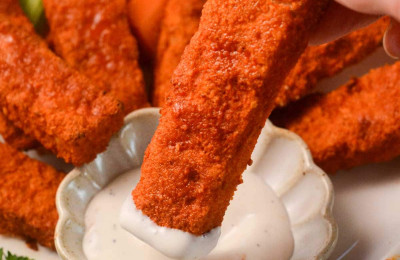 Buffalo-Flavored Tempeh Strips
