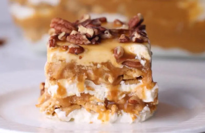 Keto Pumpkin-Pecan Cheesecake Bites