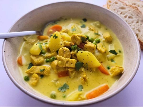Hearty Curried Chicken Soup