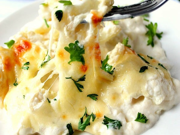 Lori's Cheesy Cauliflower Bake