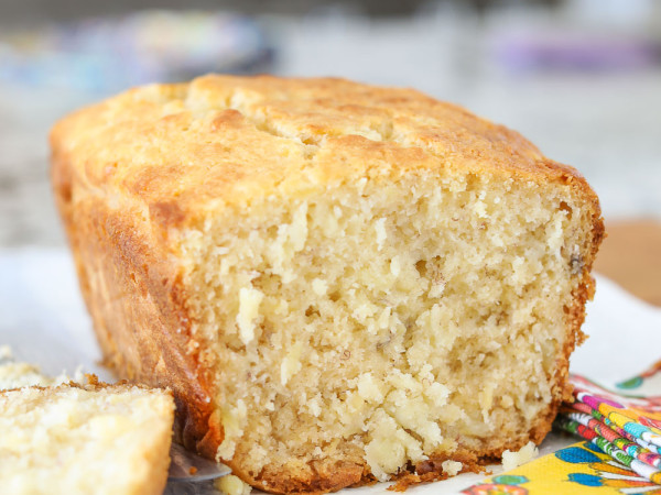 Hawaiian Bread with Coconut and Banana