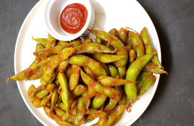 Spicy Edamame Made in the Instant Pot®