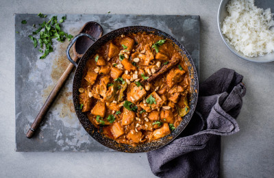 Plant-Based Jackfruit Curry