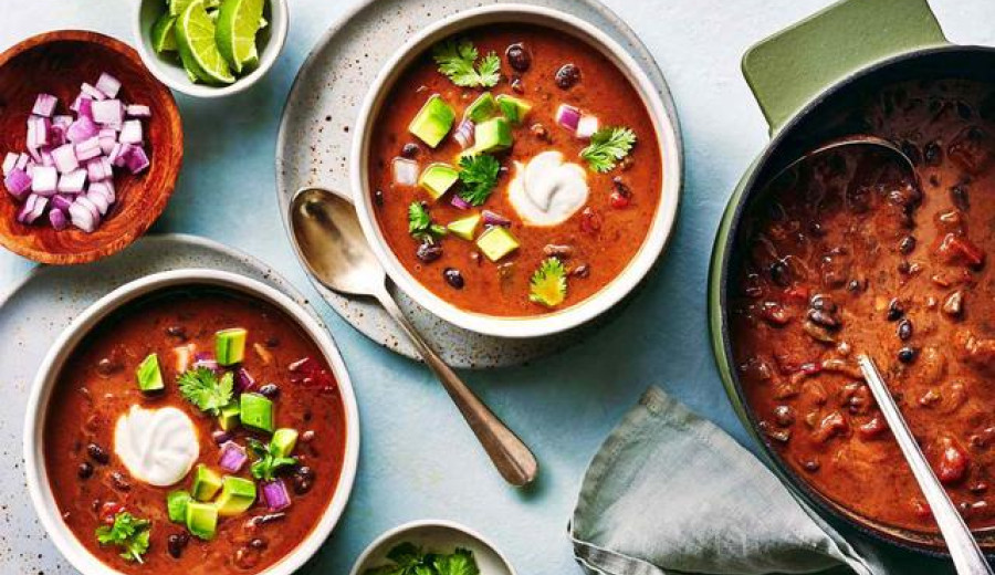 Smoky Vegetarian Cuban Black Bean Soup