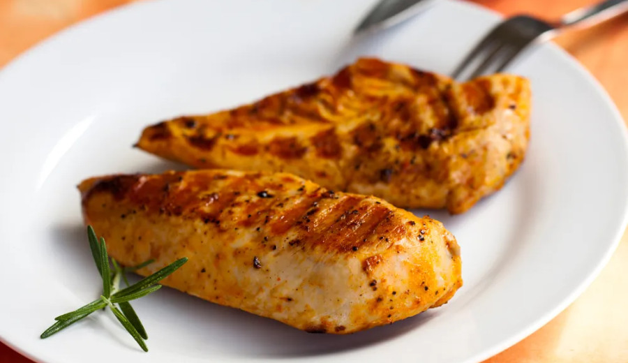 Chicken Breasts with Garlic and Brown Sugar Glaze