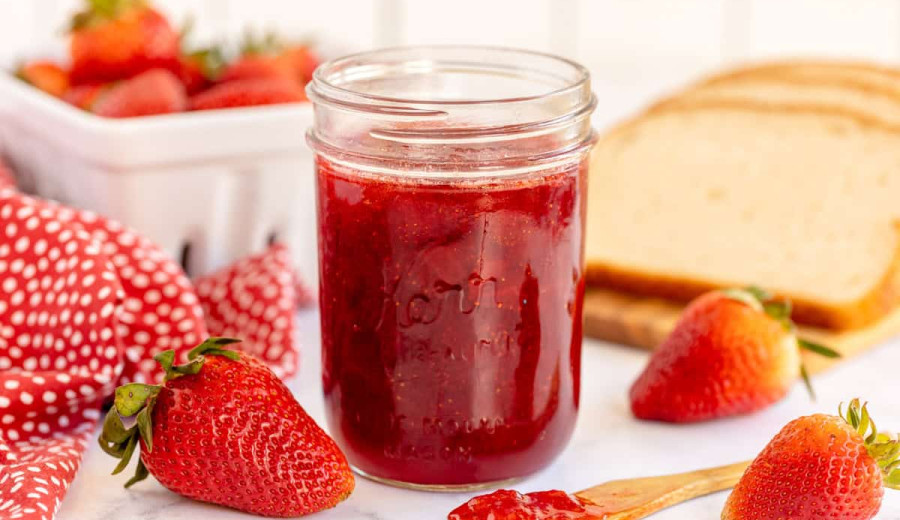 Fresh Strawberry Limeade Jam Made at Home
