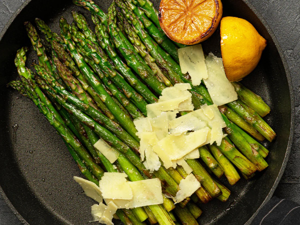 Air Fryer Asparagus with "Everything" Seasoning
