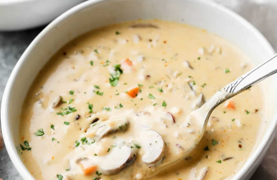 Creamy Vegan Mushroom and Farro Soup