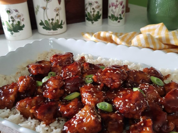 Sesame Chicken with Honey Glaze