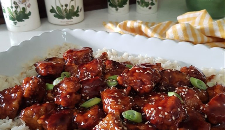 Sesame Chicken with Honey Glaze