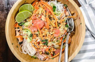 Rice Vermicelli and Pomelo Salad